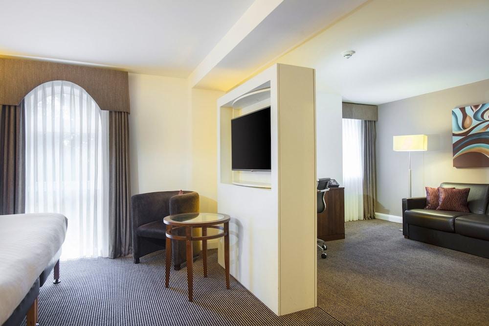 Doubletree By Hilton Chester Exterior foto